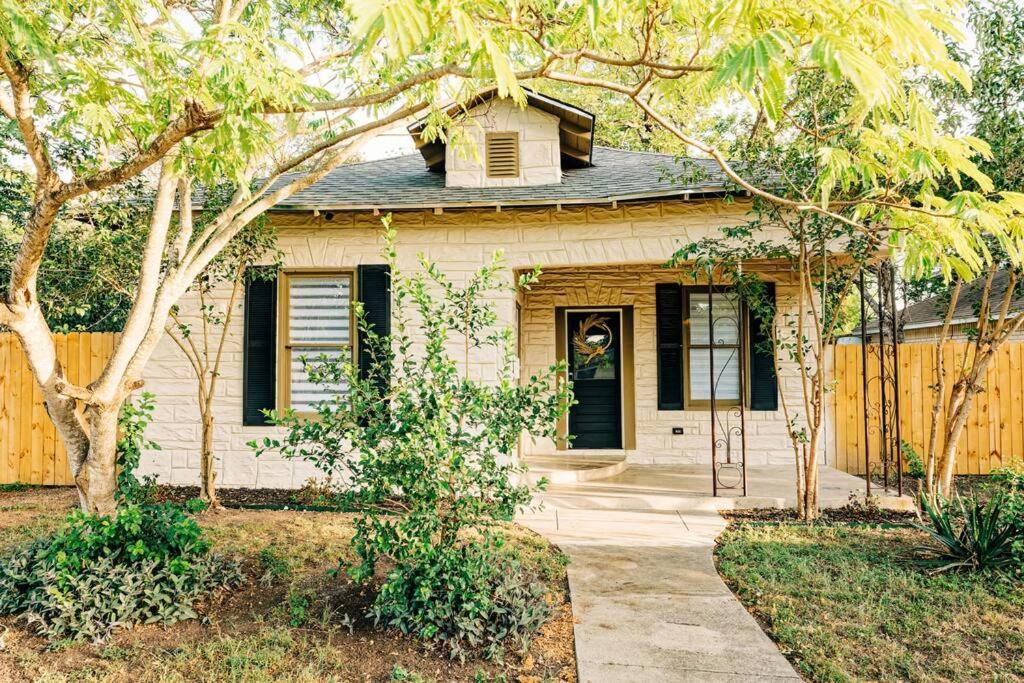 Close To Downtown San Antonio,Tx With Private Backyard And Firepit Luaran gambar